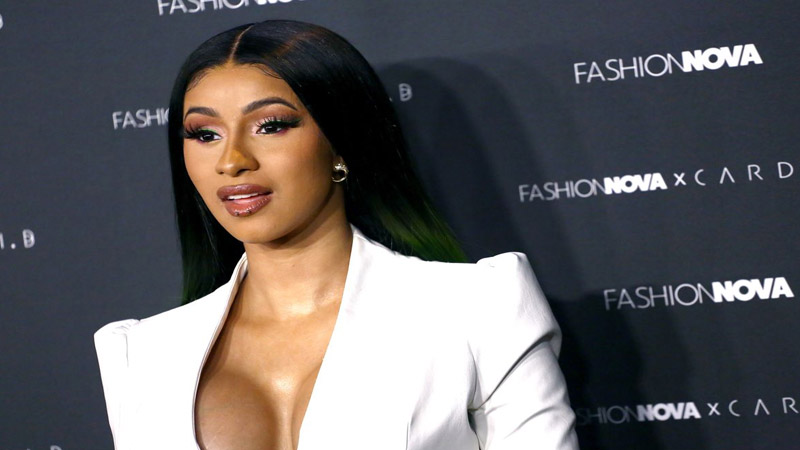  Cardi B Silences Kodak Black Critics