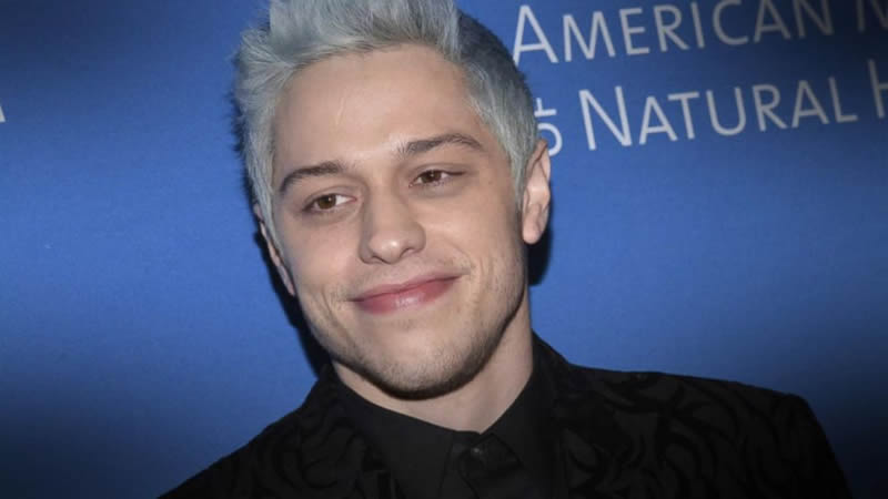  Pete Davidson Opens Up About Ongoing Struggle with Marijuana “I Can’t Quit Yet”