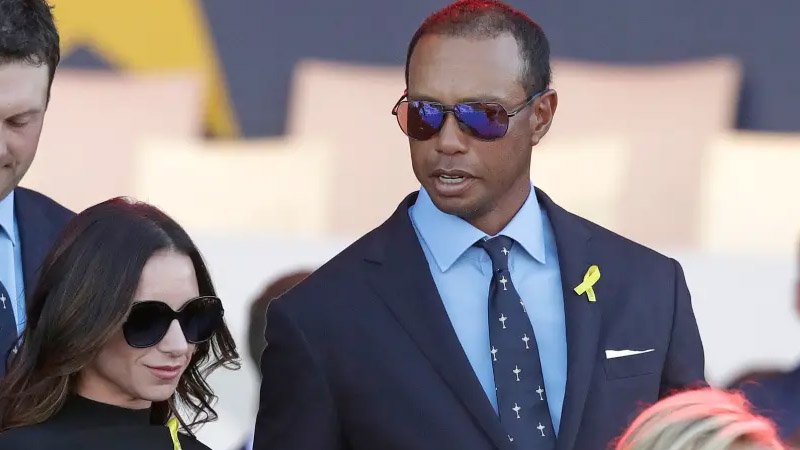  Tiger Woods’ ex-girlfriend suing him for $30 million, claims she was evicted from their house