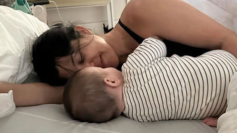  Kourtney Kardashian Defends Co-Sleeping Parenting Style Amid Kris Jenner’s Disapproval