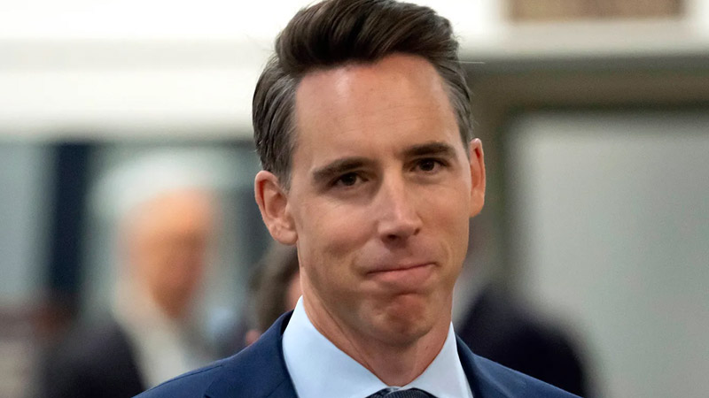  Sen. Josh Hawley Promotes ‘Christian Nationalism’ and Replacement Theory at Conference