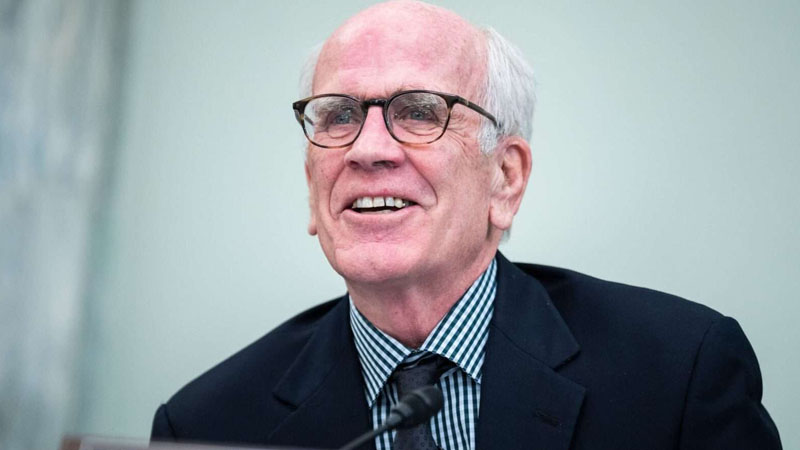  Sen. Peter Welch Slams Trump Administration Over USAID Firings and Funding Cuts