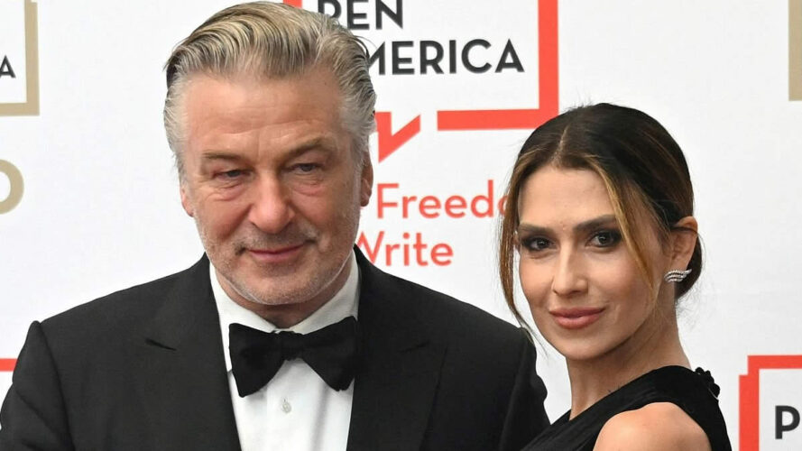 Alec Baldwin with wife